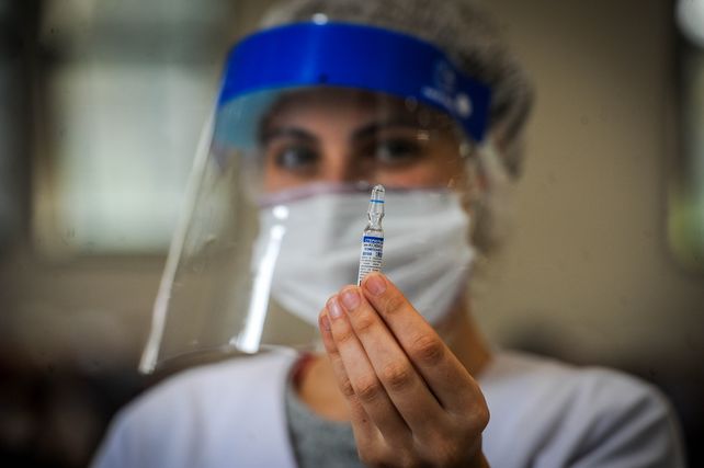 El ritmo de la inoculación en Santa Fe depende de la entrega de vacunas de parte de Nación.&nbsp;