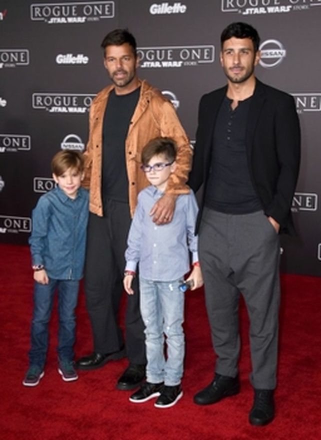 Ricky Martin mostró en público a su familia