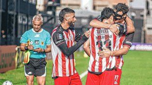 Torneo Clausura: Barracas lidera la Zona B con puntaje ideal