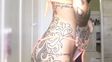 El cuerpo de la hija de Tinelli está cubierto de tatuajes.