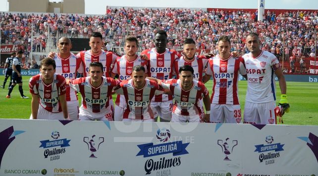 Unión tuvo al mejor defensor de la 8ª fecha para la Superliga