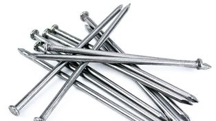 Los ferreteros advierten que faltan clavos y alambres