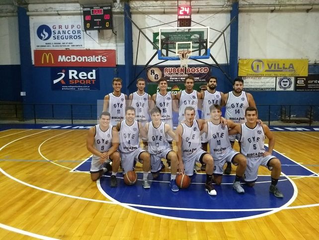 El campeón debutó con una victoria cotizada