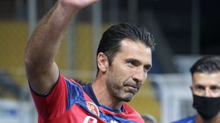 Buffon fue nombredo en cinco ocaciones el mejor arquero del mundo por la Federación Internacional de Historia y Estadística del Fútbol.