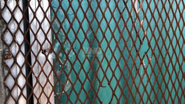 La casa de barrio San Lorenzo recibió múltiples disparos.&nbsp;