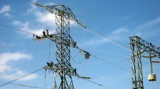 Energía en jaque. El aumento sostenido de la demanda eléctrica, combinado con una infraestructura que requiere modernización, hace imprescindible avanzar en soluciones concretas que mejoren la confiabilidad del sistema eléctrico.