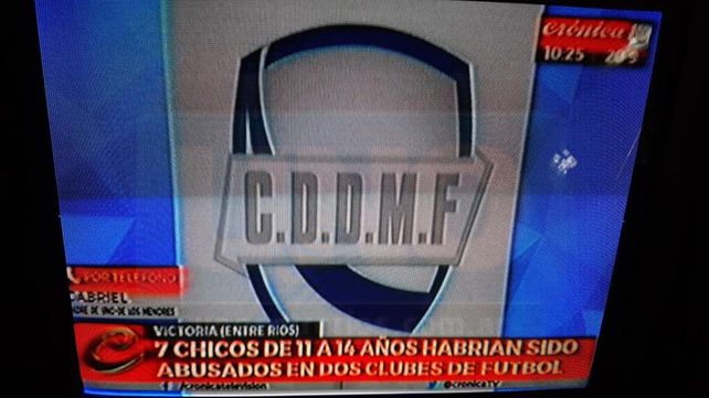 Papelón. El canal Crónica TV informó erróneamente que habría chicos abusados en dos clubes de la localidad.