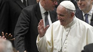 Francisco inicia su sexto año con Rusia y China en la agenda