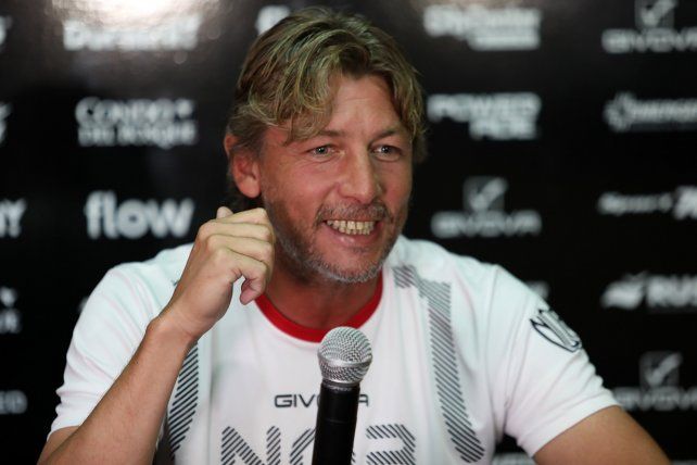 El Gringo va por un triunfo ante River.