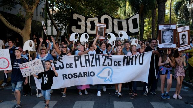 Los actos por el aniversario del golpe militar se convierten año a año en demostraciones multitudinarias de repudio a esos años.&nbsp;