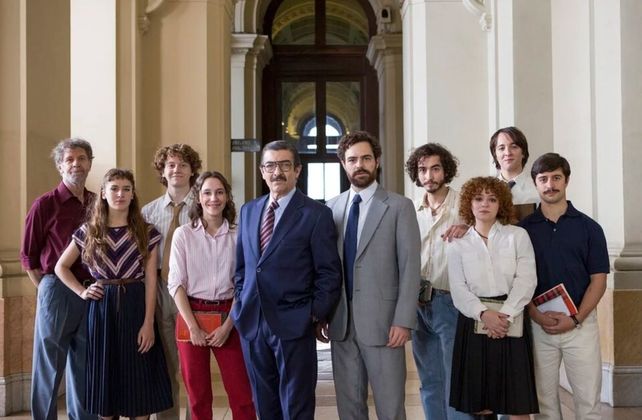 El equipo de jóvenes profesionales del fiscal Strassera y su adjunto
