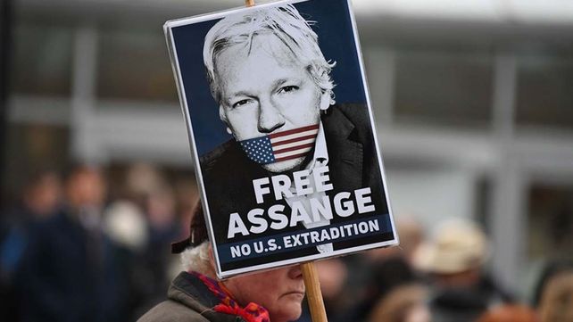 Justicia británica aprobó la extradición de Julian Assange
