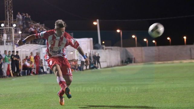 Mazzolatti dejó el campo de juego con una molestia muscular.