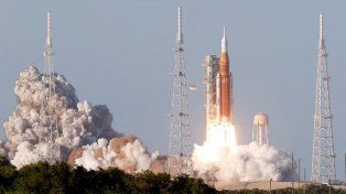 Despegó con éxito la misión Artemis II de la NASA con cuatro astronautas a la Luna