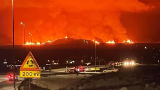 Un paisaje infernal se observaba esta noche cerca de Grindavik.&nbsp;