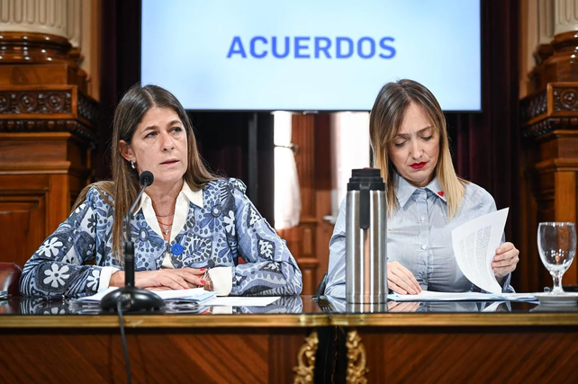 Las senadoras nacionales Guadalupe Tagliaferro y Anabel Fernández Sagasti