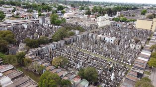 El Cementerio La Piedad, donde estaban los restos de Mónica Cristina Woelfin, asesinada en un enfrentamiento simulado en 1977.