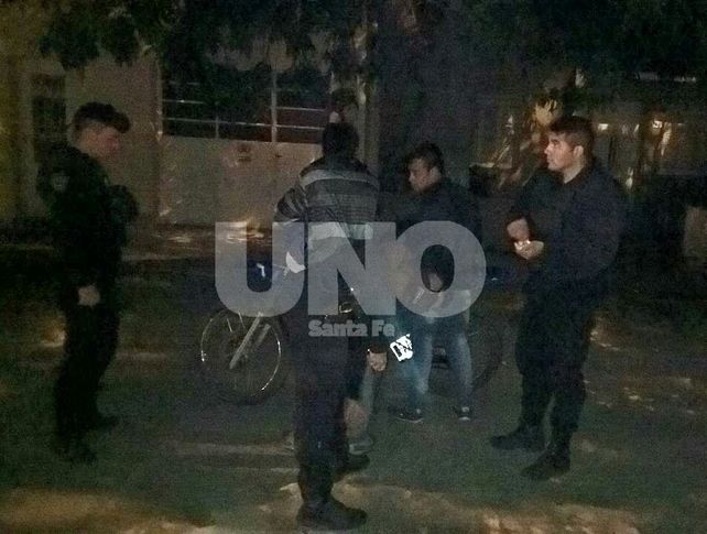Los delincuentes fueron persguidos y aprehendidos por las fuerzas policiales.&nbsp;