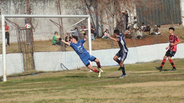 Copa de la Liga Paranaense: Universitario derrotó 2 a 0 a Patronato