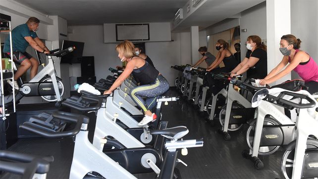 Los gimnasios de Rosario volvieron a la actividad cumpliendo con un estricto protocolo sanitario