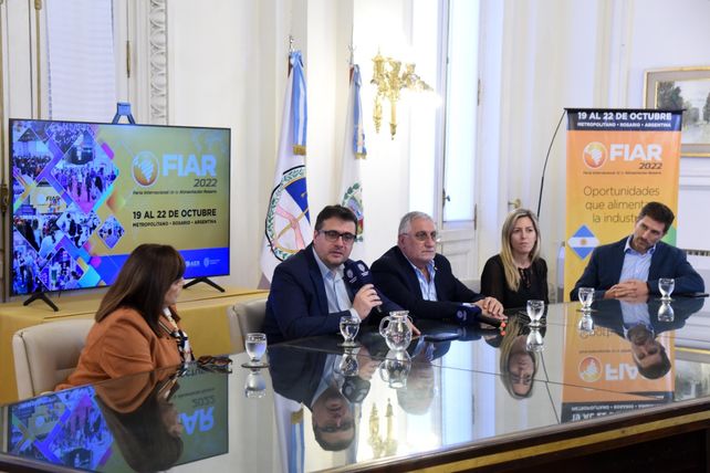 Puntapié. La semana pasada se realizó el lanzamiento formal de la feria en la Municipalidad.