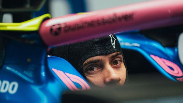 La mirada de Franco Colapinto en el cockpit de una Alpine indócil.