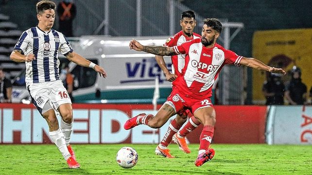 Unión rescató un punto con sabor a victoria ante Talleres en Córdoba.