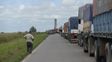 Una imagen de archivo que no se quiere repetir. Camiones saturando las rutas de la región para llegar a puerto&nbsp;
