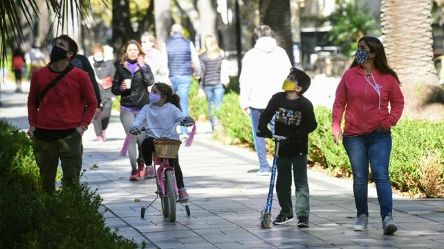 Postales de un domingo de caminatas en Rosario