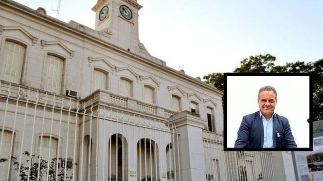 Leandro González deja el Concejo y será el nuevo presidente del Ente Portuario de Santa Fe Leandro González deja el Concejo y será el nuevo presidente del Ente Portuario de Santa Fe