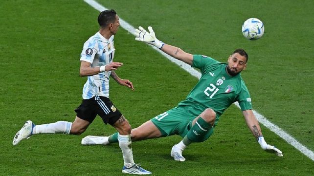 Picala un poquito. Ángel Di María