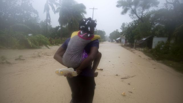 EE.UU: Millones de personas evacuadas por la llegada del huracán Matthew