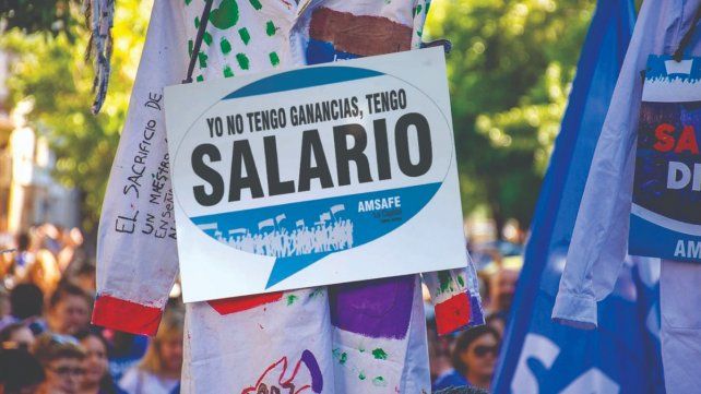 Los docentes ya no pagarán ganancias
