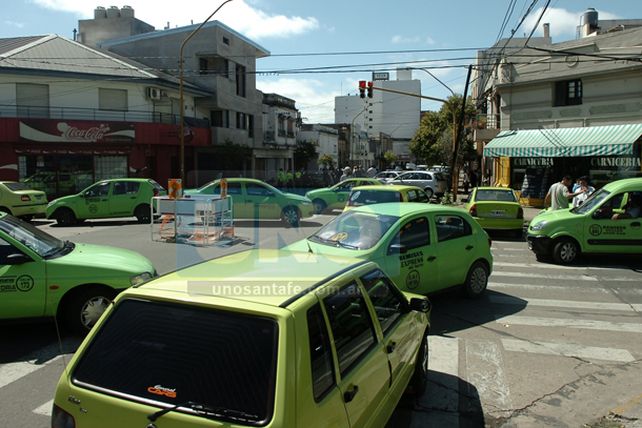 Solicitaron nuevas matrículas para las agencias de remises