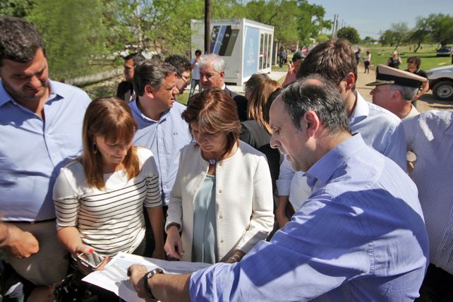 Patricia Bullrich: Junto a la Ciudad y la Provincia trabajamos para que la gente viva tranquila