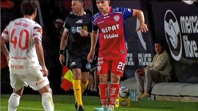 La acción de Palacios en Unión que hizo ruido y derivó en una nueva regla de la AFA