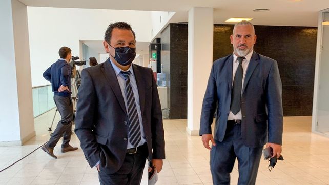 Fausto Yrure (izquierda) reclamó mejores condiciones de detención para Guille Cantero y aseguró que no se pudo comprobar la autoría de las balaceras.