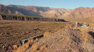 Mendoza: Desbarrancó un micro en Alta Montaña y hay muertos