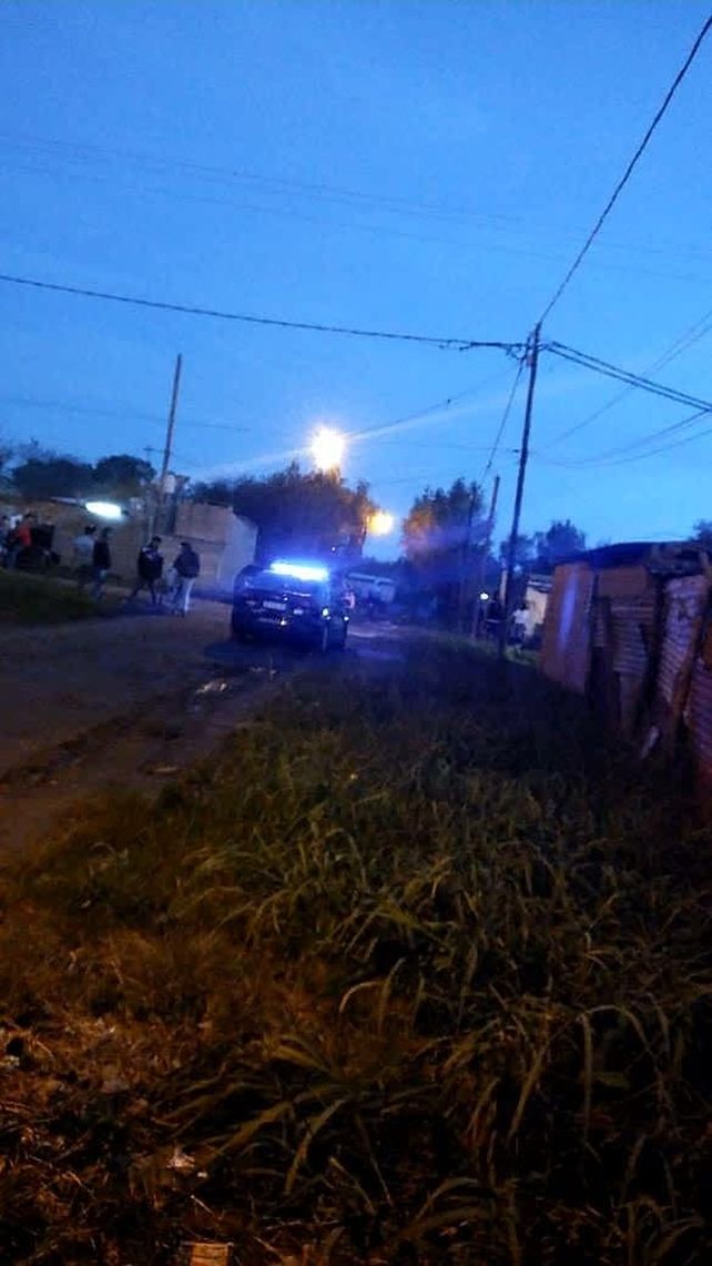 Asesinaron a un hombre de una profunda puñalada en el tórax en Colastiné