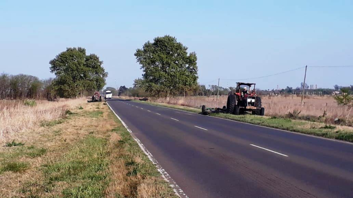 Vialidad Nacional desmaleza banquinas de la ex ruta 9 entre San ...