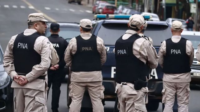 El jefe de Policía de Misiones inició gestiones para acercar posiciones y destrabar el conflicto. Tensión por la llegada de las fuerzas federales enviadas por Patricia Bullrich.Foto: El Territorio