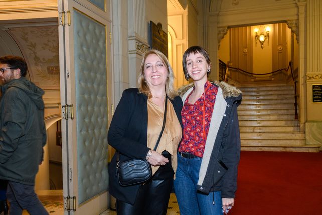 María Eugenia González y Juliana Briggiler
