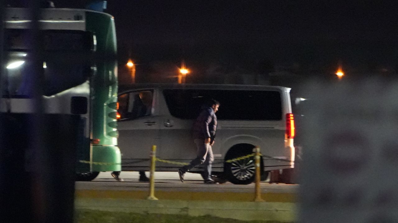 La Capital | Tras el adiós a su padre, Messi se recluyó en Funes y recién volvería en algunos días a Miami