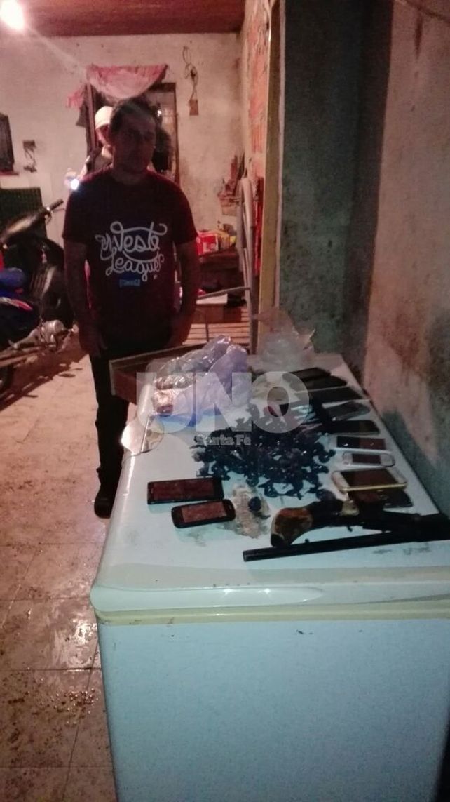 Golpe al narco: 21 allanamientos con secuestro de drogas, armas, balas, dinero y nueve detenidos