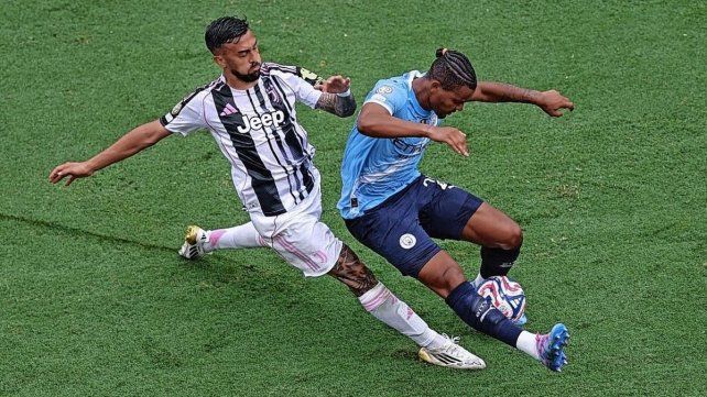 Manchester City aplastó a Juventus y se alzó con el Grupo G