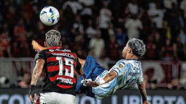 Racing perdió de visitante en Brasil. Racing perdió de visitante en Brasil.