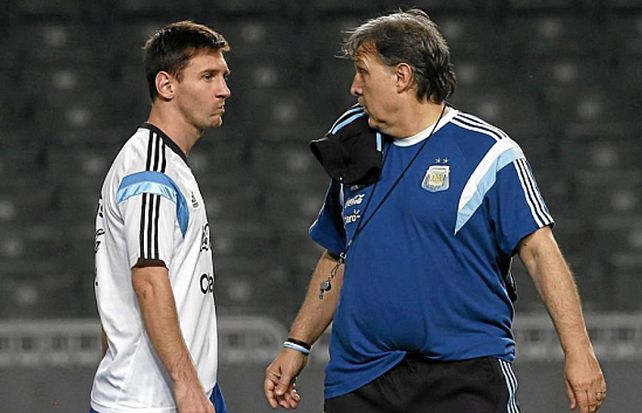 Martino no ve “factible” que Messi pueda jugar los Juegos Olímpicos de Río 2016
