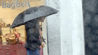 El tiempo en Rosario: lloviznas y marcado descenso de la temperatura después de la humedad