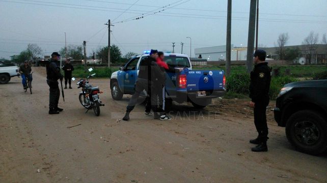 Grave: tiene 16 años, lo atraparon por un robo y contaba con captura por varios delitos