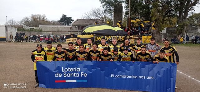 El aurinegro. Oriental ganó en su cancha y con un empate seguirá adelante.